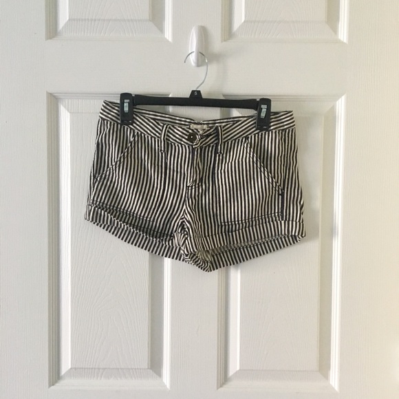 Forever 21 Pants - Forever 21 Pinstripe Knit Shorts